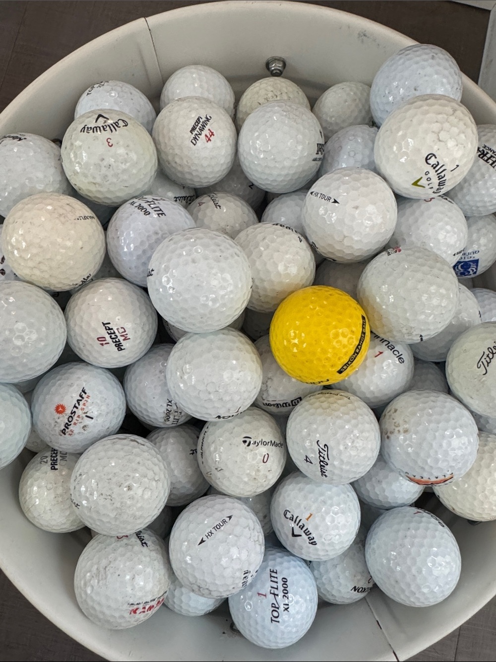 1 dozen used golf balls Assorted brands including Callaway Titleist Top Flite